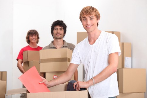 Packed storage unit suitable for furniture, boxes, and business items in Ruislip
